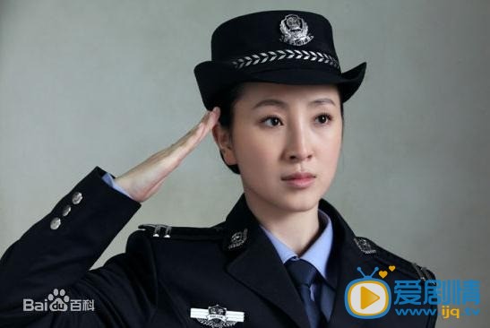 穿警服的那些女孩儿剧情介绍(1-30集大结局)