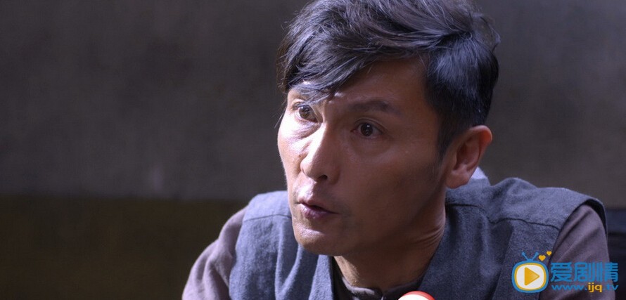 戴流苏耳环的少女剧情介绍(1-53集大结局)