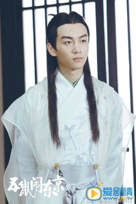 五鼠闹东京剧情介绍(1-44集大结局)