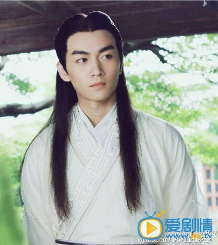 五鼠闹东京剧情介绍(1-44集大结局)