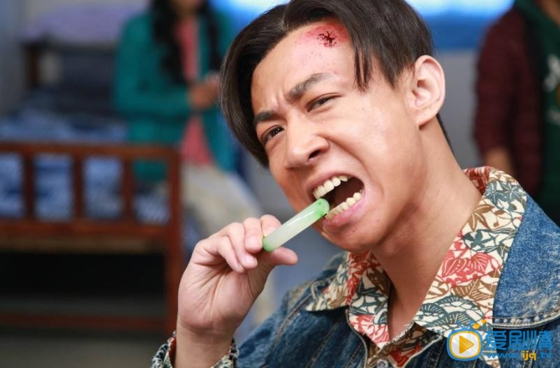 俺娘田小草剧情介绍(1-54集大结局)