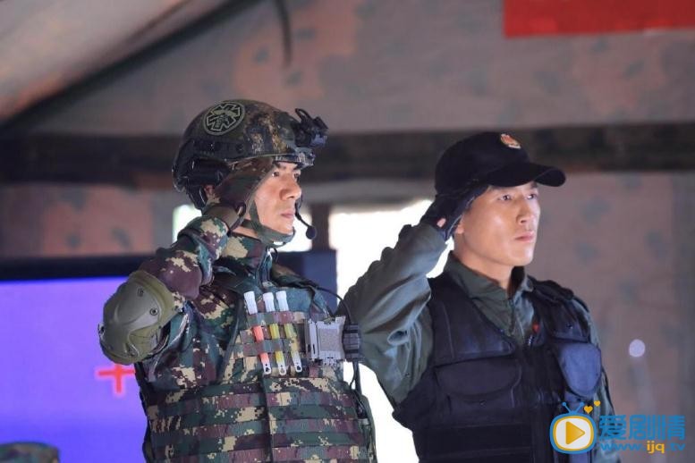 我是特种兵之霹雳火剧情介绍(1-45集大结局)