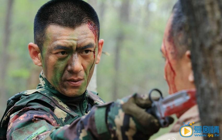 我是特种兵之霹雳火剧情介绍(1-45集大结局)