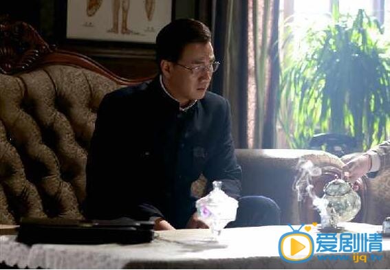 潜伏在黎明之前剧情介绍(1-44集大结局)