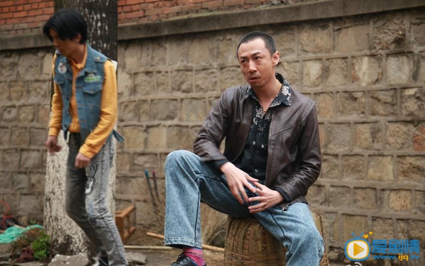 俺娘田小草剧情介绍(1-54集大结局)