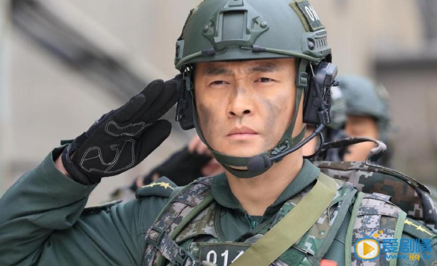 我是特种兵之霹雳火剧情介绍(1-45集大结局)