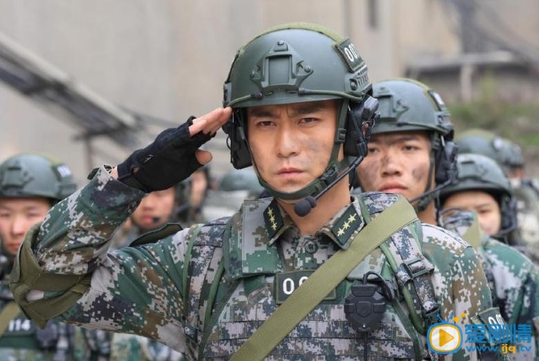 我是特种兵之霹雳火剧情介绍(1-45集大结局)