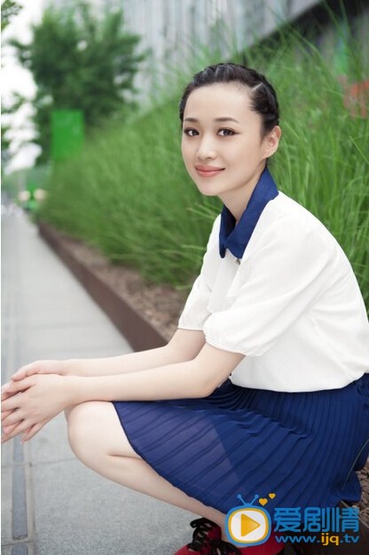 左手劈刀簪珥扮演者王彤羽写真
