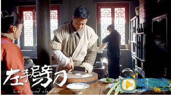左手劈刀龙飞被孟宜关起来之后,是谁救了龙飞?左手劈刀孟宜要杀龙飞,是韩德功救龙飞的吗?