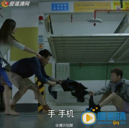 虎妈猫爸赵薇公司停车场的那个保安是谁扮演的？