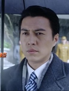 伪装者将播 帅气硬汉靳东挑战霸气高冷伪装者 靳东多变身份成谜
