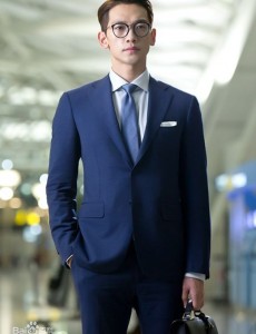 回来吧大叔金英洙跟李海俊是什么关系 金英洙是怎么附身到李海俊身上的