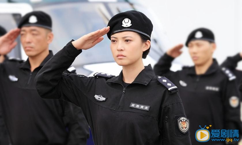 陶静和龙飞虎什么关系 为什么龙飞虎看到陶静总是眼含泪水