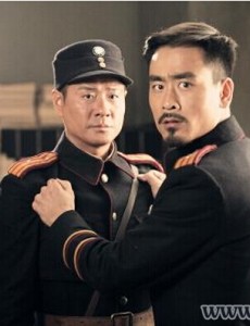 电视剧左手劈刀张磊是谁扮演的？ 张磊扮演者白海涛都拍过哪些电视剧？ 左手劈刀韩德功旁边的张副官是谁演的？张副官扮演者白海涛的个人资料