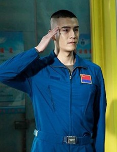青春集结号任天行没有通过考核的原因？任天行被开除军校的原因？
