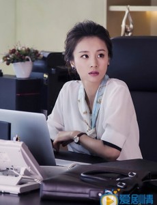《他来了请闭眼》热拍：章龄之演绎腹黑女