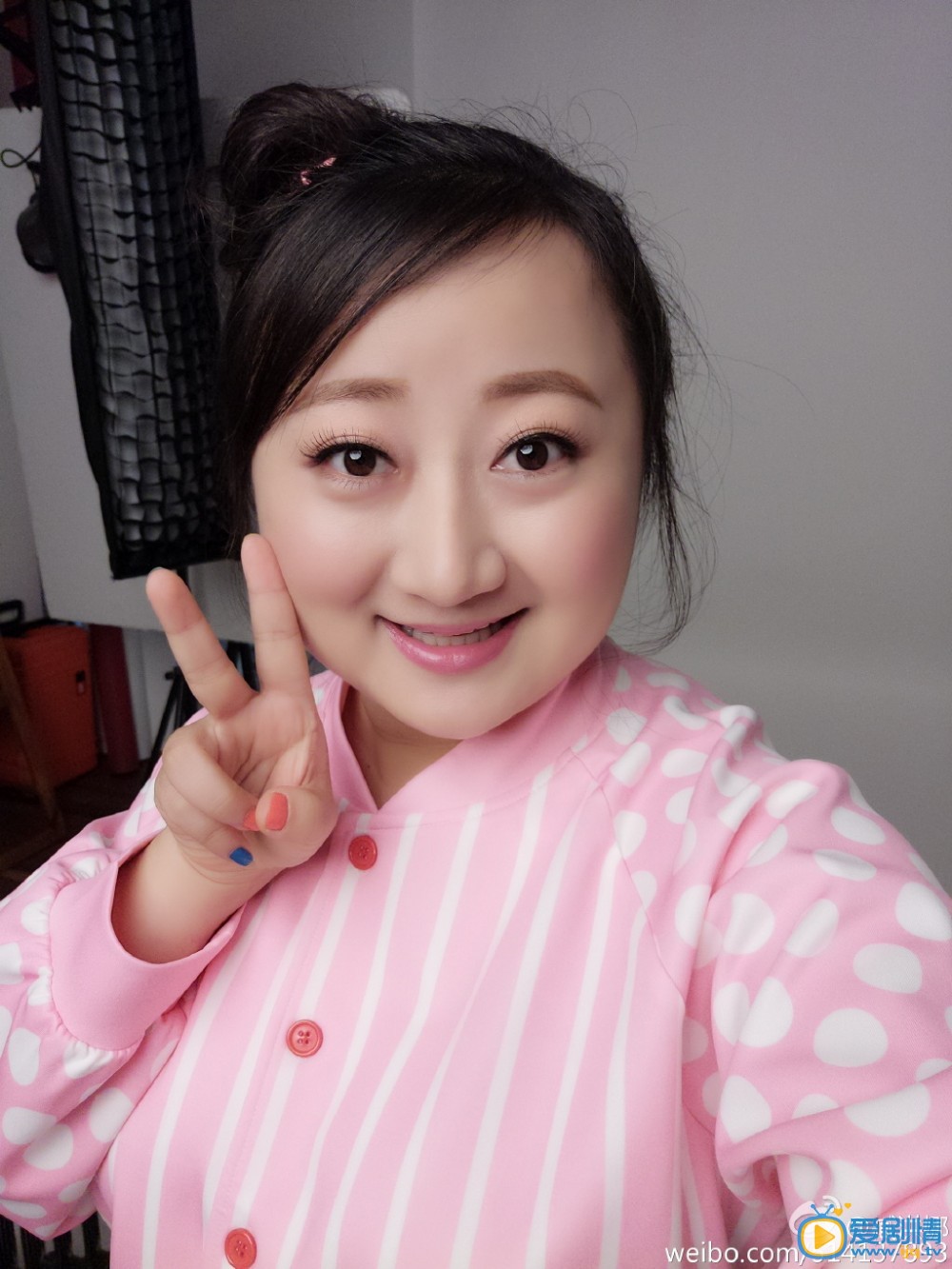 刘海戏金蟾于贞扮演者臧洪娜写真及生活照