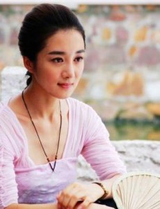 《独家披露》“岩女郎”李依晓的悲喜人生