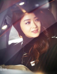 守婚如玉华莎为什么要自杀？华莎为什么要喝肥皂水？