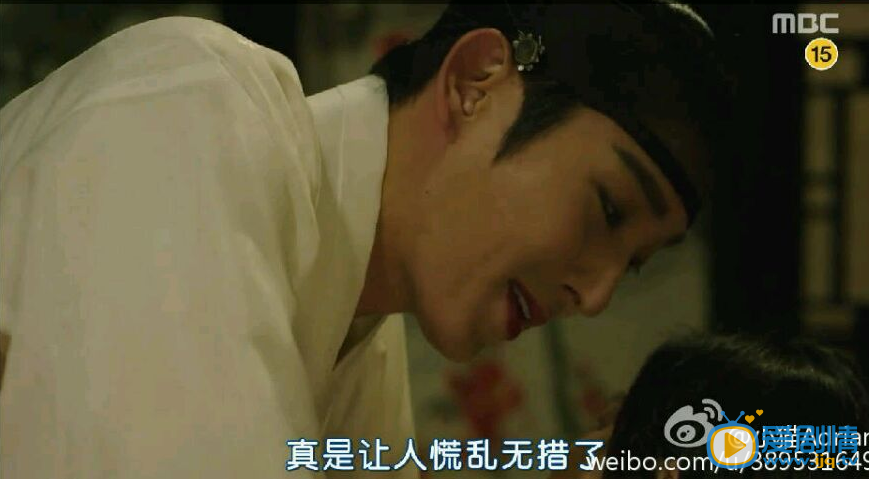 夜行书生热播 李侑菲李准基热吻照曝光