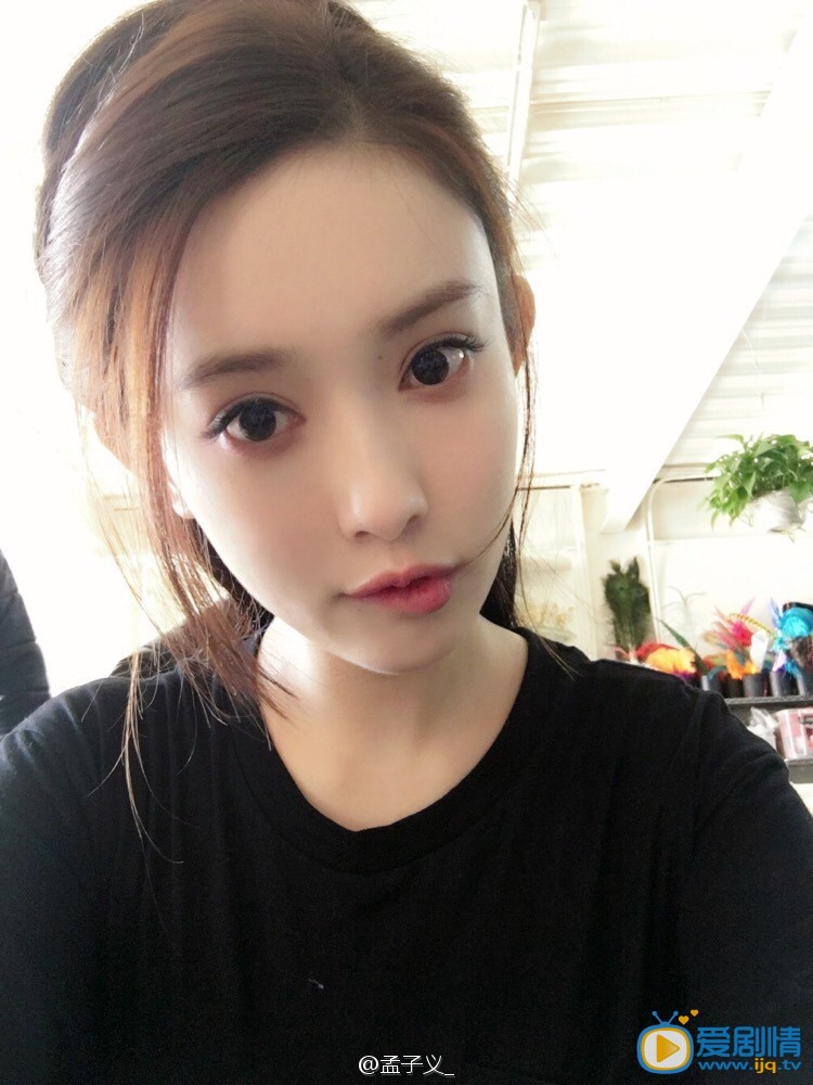 武神赵子龙石砚扮演者孟子义写真及生活照欣赏