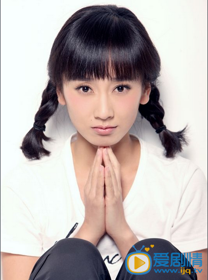 蒋年年扮演者董晴个人资料介绍及写真