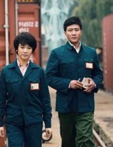 《于无声处》胡军、左小青年代文艺照曝光 网友调侃暖男、女神“美丽的任性”