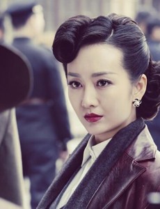 胡歌电视剧伪装者明楼喜欢汪曼春吗？
