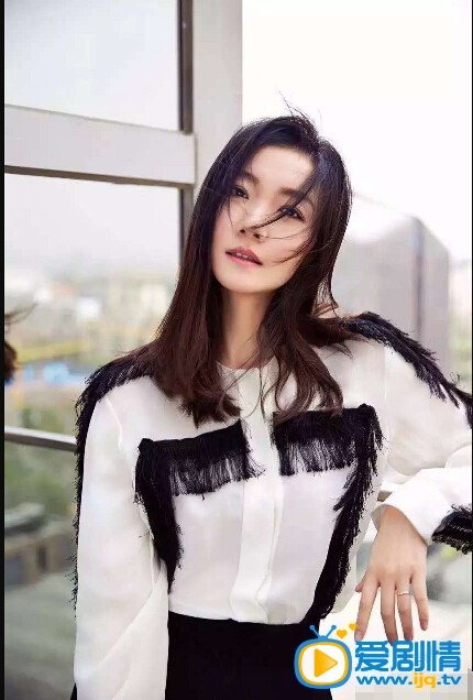 父亲的身份林莎的扮演者是谁？林莎是谁演的？林莎的扮演者齐溪个人资料介绍及高清生活照欣赏
