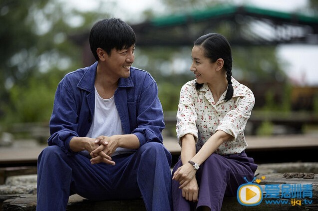 《花开如梦》首次曝光年代版纯真剧照