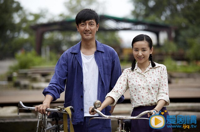 《花开如梦》首次曝光年代版纯真剧照