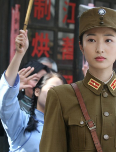 电视剧狐影中朱莉娜的真实身份是谁？狐影中朱莉娜真的日军花狐队的间谍吗？