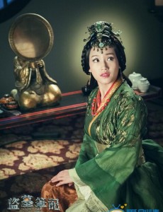 《盗墓笔记》曝光苏青古装剧照 唯美清新造型获好评