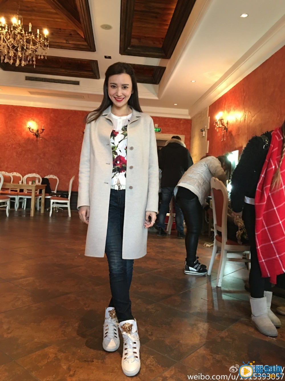 刘海戏金蟾萝蔓艾晴扮演者唐熙写真及生活照欣赏