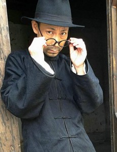 邮差宫本是好人还是坏人？宫本有什么问题？宫本对水谷信夫有二心吗？
