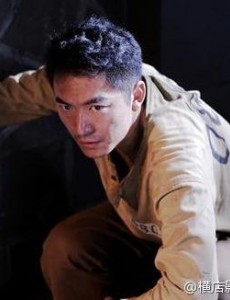 冲出月亮岛李茂山成功越狱之后为何要毁了容貌再回月亮岛？