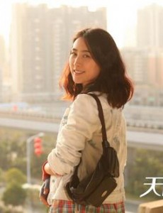 《天使的城》第11集插曲是什么，谁唱的，歌词是什么