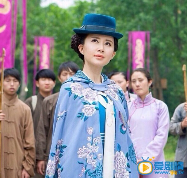 《活色生香》《千金女贼》热播 唐嫣成“荧屏女王”