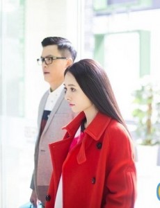 神犬小七里丁涵穿的什么牌子的大衣？盘点神犬小七里郭碧婷那些年穿过的大衣