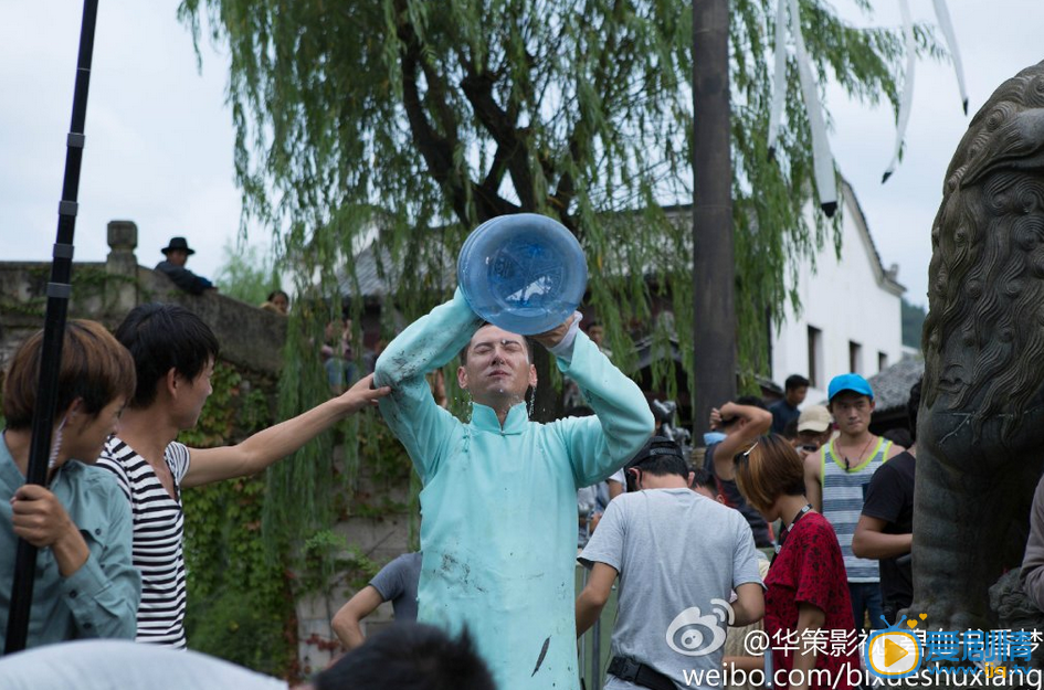 碧血书香梦丁丹萍喜欢宣孝季吗?丁丹萍喜欢的人是谁?