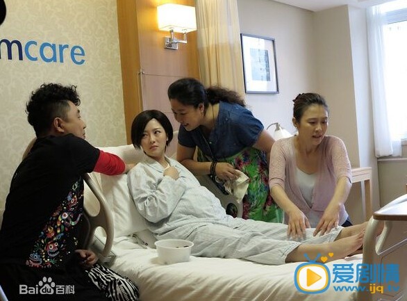 酷爸俏妈剧照