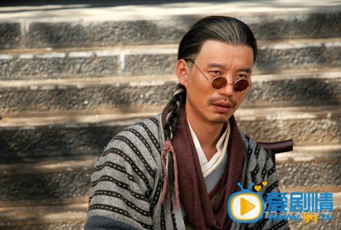 “恭叔”加盟医馆笑传搞笑到底