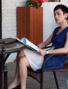 李晓峰《北漂》战职场 出演最美“霸道女上司”