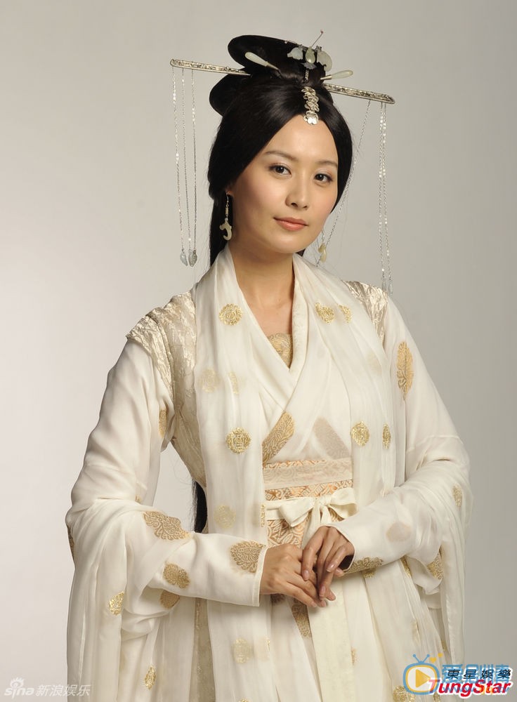 陈法拉《风中奇缘》中大玩神秘 陈法拉《风中奇缘》高清组图
