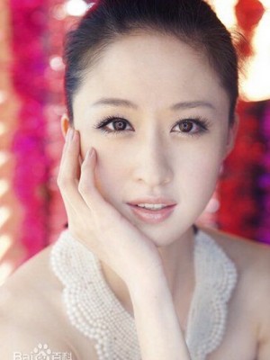 张雯