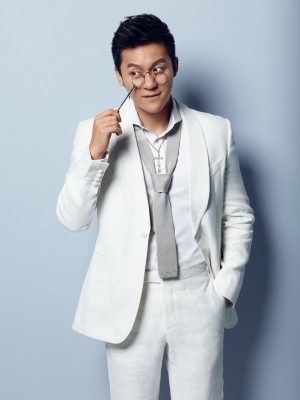 李晨