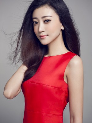 李婳