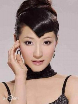 秦丽