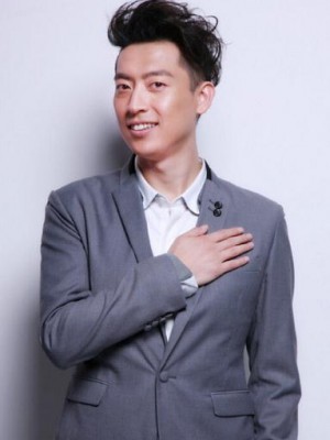 曲少石