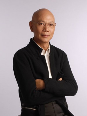 罗家英
